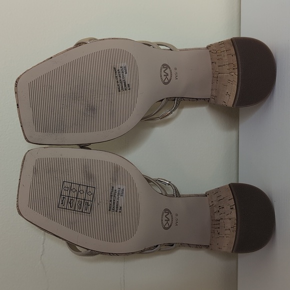 Michael Kors 8.5 Gold Heeled Sandals, NEW - Picture 8 of 11